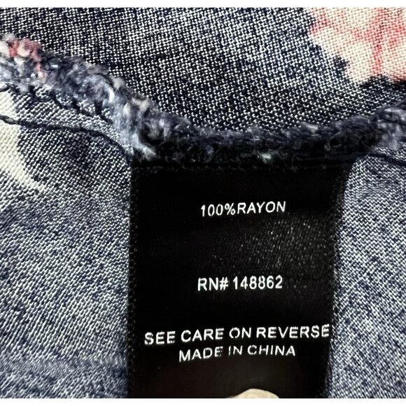 TORRID 2 Cold Shoulder Dress Size 2X Hi Low hem Floral top Short sleeve Hollyday - Picture 5 of 11